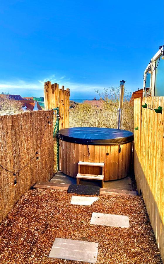 Villa Friedolin Heeft Zicht Op Zee En Duinen, In Duinenreservaat, Hot Tub Met Jacuzzi En Sauna Met Zeezichten Te Oostduinkerke Extérieur photo